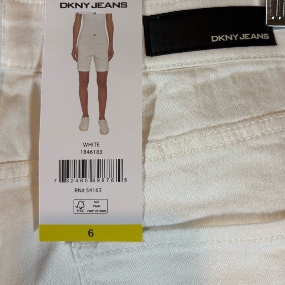 NWT DKNY White Bermuda Shorts Denim Cuffed Womens Size 6 - Picture 5 of 7